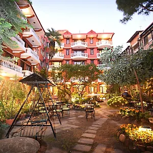 涅磐花园酒店 **** 加德满都